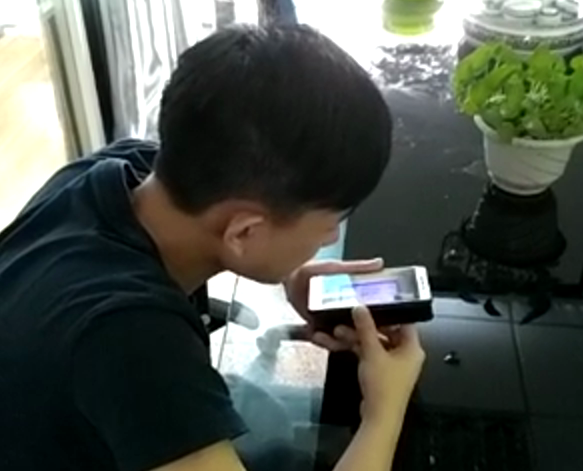 科頤辦公工程師在用視頻教客戶處理問(wèn)題,客戶在師傅的指導(dǎo)下測(cè)試處理完的效果 科頤辦公工程師在用視頻教客戶處理問(wèn)題,客戶在師傅的指導(dǎo)下測(cè)試處理完的效果