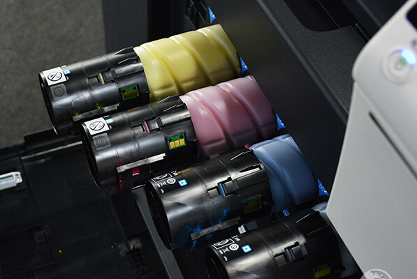 柯尼卡美能達(dá)C368 Simitri HD高清晰聚合碳粉，在生產(chǎn)和使用的過(guò)程中為"碳中和"做出了貢獻(xiàn)-科頤辦公